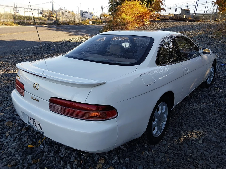 1995 Lexus SC400 - Image 19 of 31