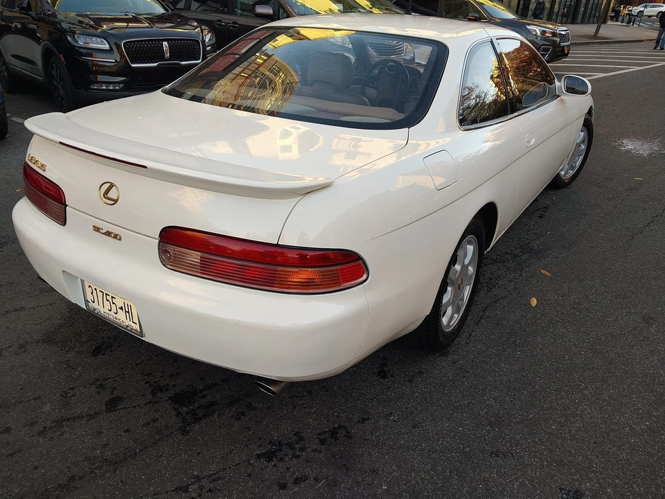 1995 Lexus SC400 - Image 9 of 31