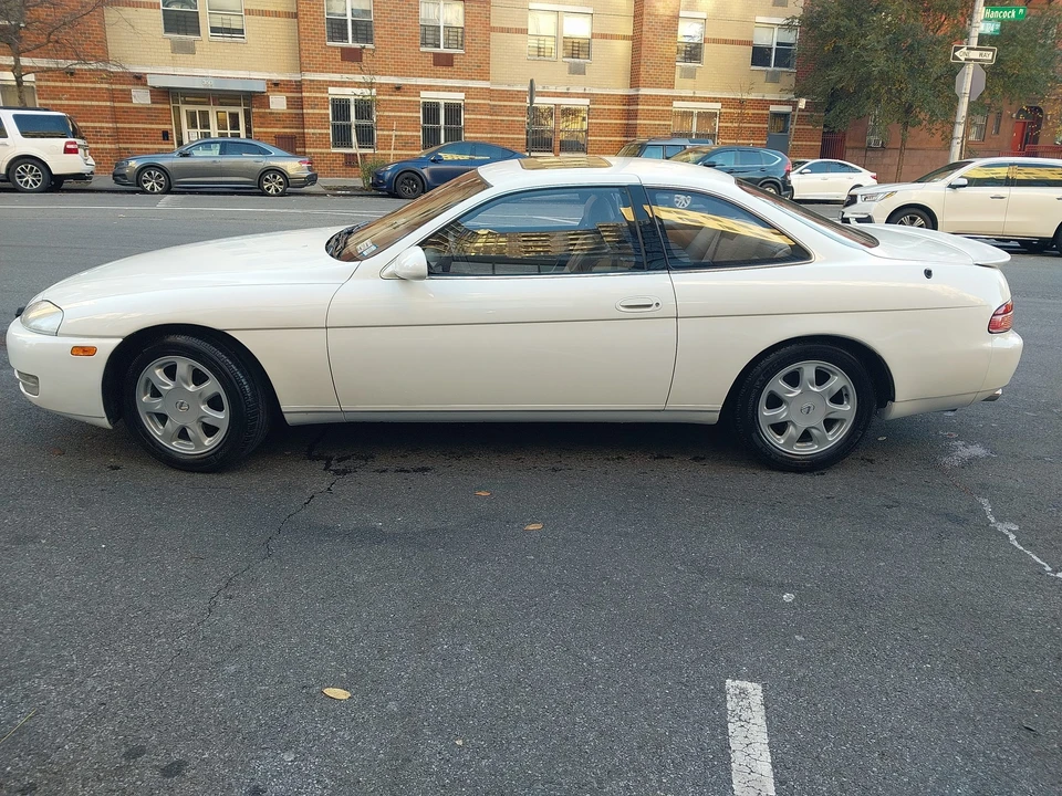 1995 Lexus SC400 - Image 12 of 31