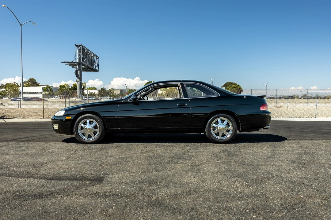 1995 Lexus SC400 - Image 17 of 31