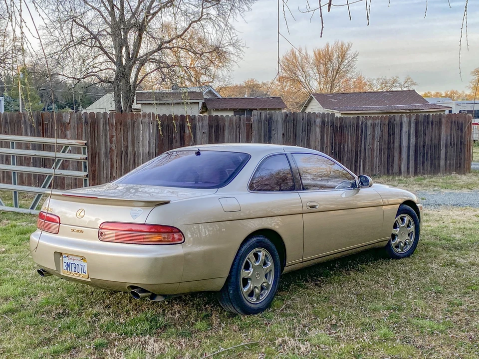 1995 Lexus SC400 - Image 27 of 31