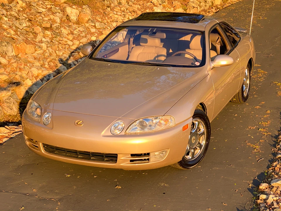 1995 Lexus SC400 - Image 12 of 31