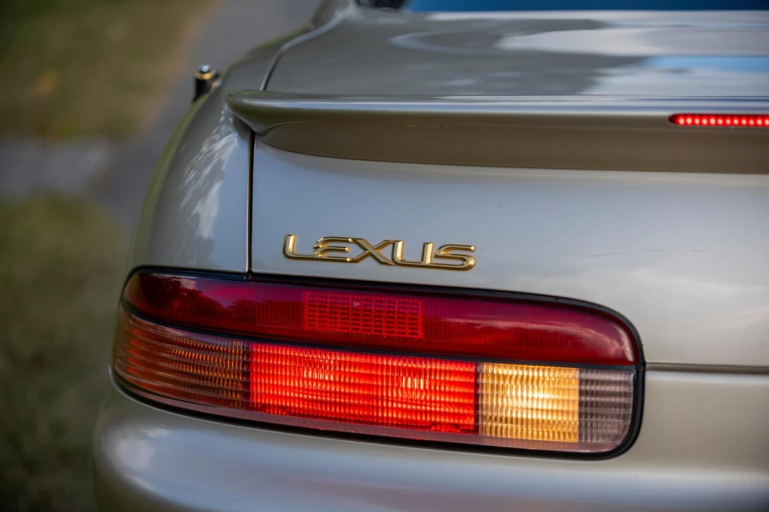 1995 Lexus SC400 - Image 18 of 31