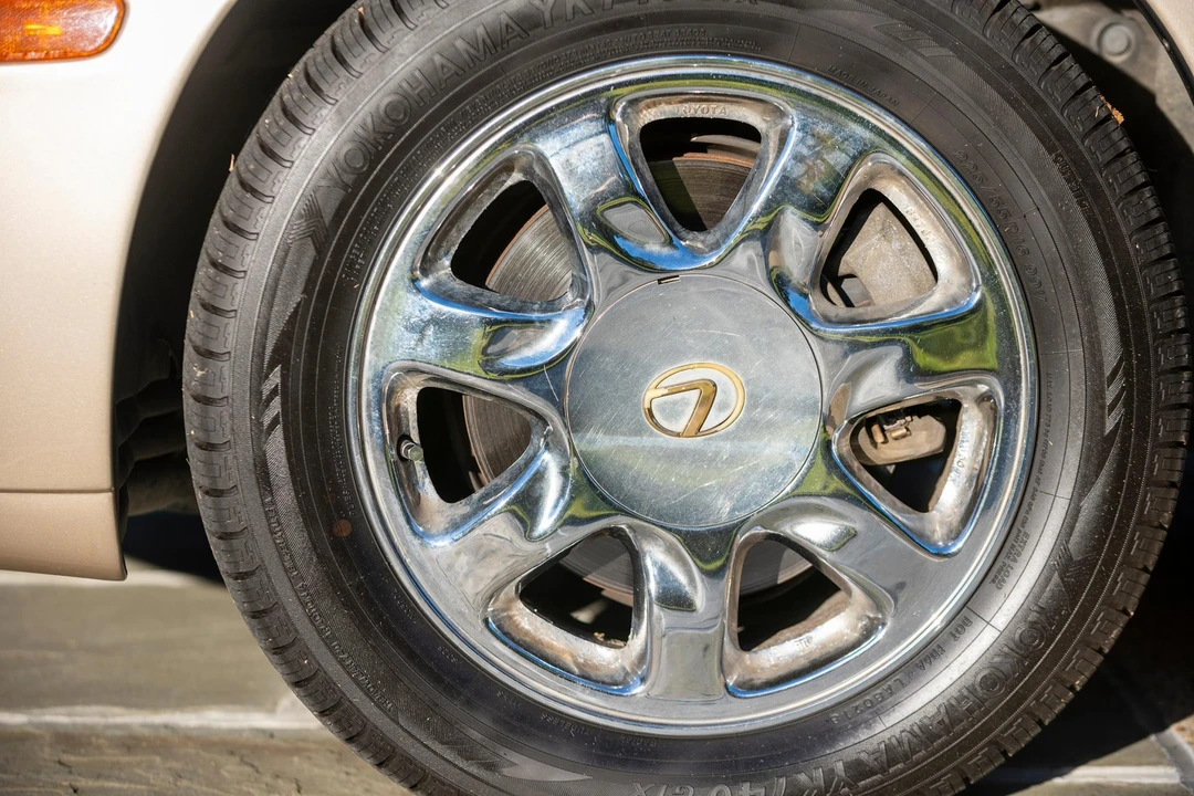 1995 Lexus SC400 - Image 24 of 31