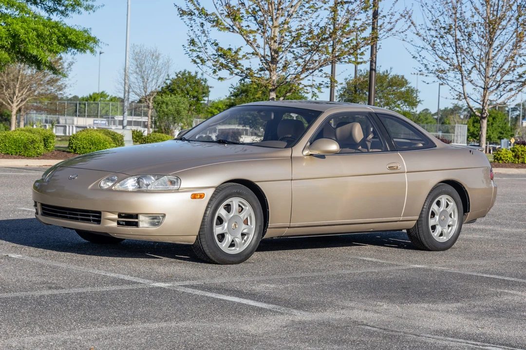 1995 Lexus SC400 - Image 2 of 31