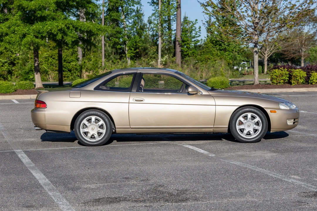 1995 Lexus SC400 - Image 5 of 31