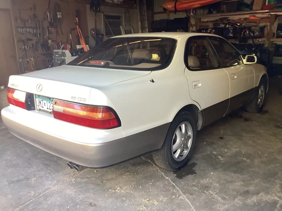 1995 Lexus ES 2nd Gen - Image 5 of 14