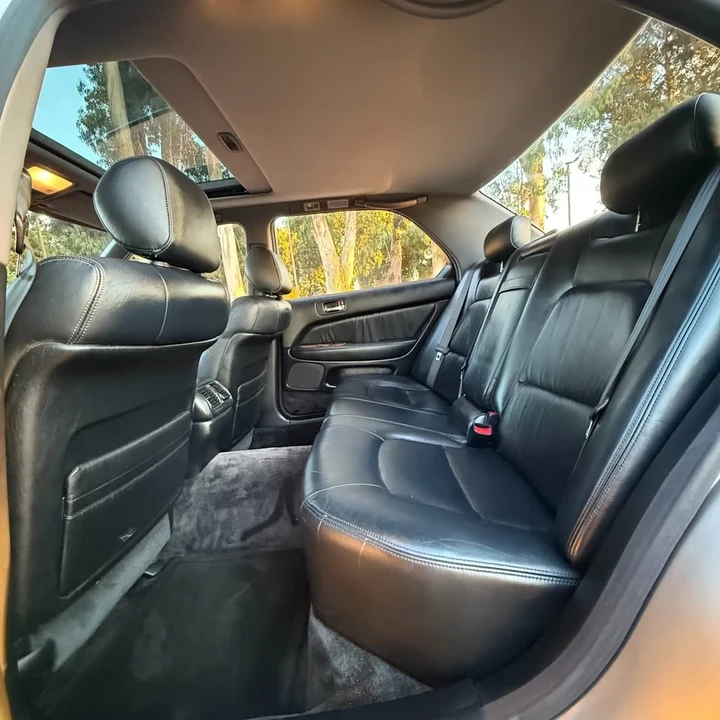 1995 Lexus LS 2nd Gen - Image 5 of 11
