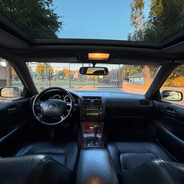 1995 Lexus LS 2nd Gen - Image 6 of 11