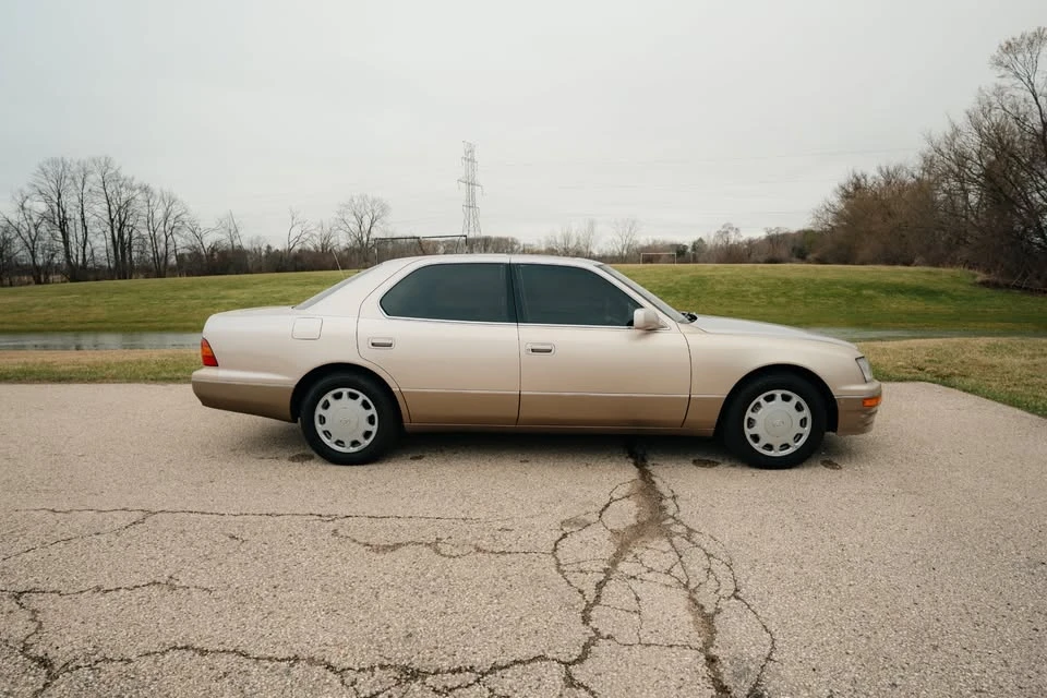 1995 Lexus LS 2nd Gen - Image 6 of 20