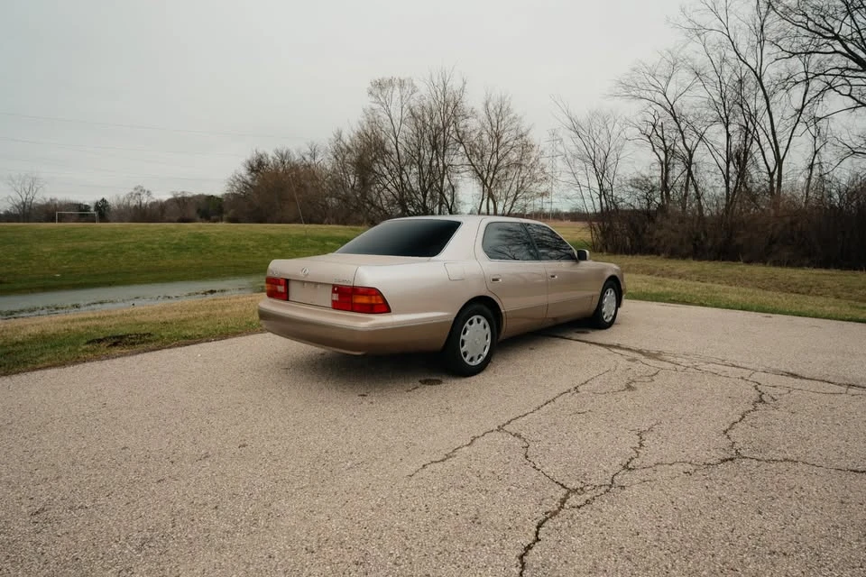 1995 Lexus LS 2nd Gen - Image 4 of 20