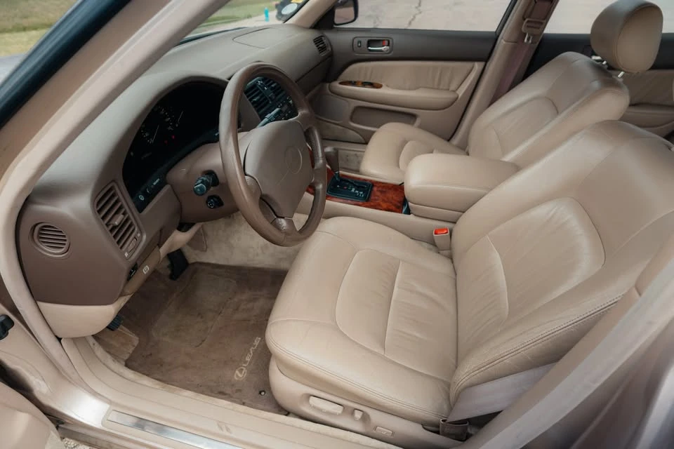 1995 Lexus LS 2nd Gen - Image 2 of 20
