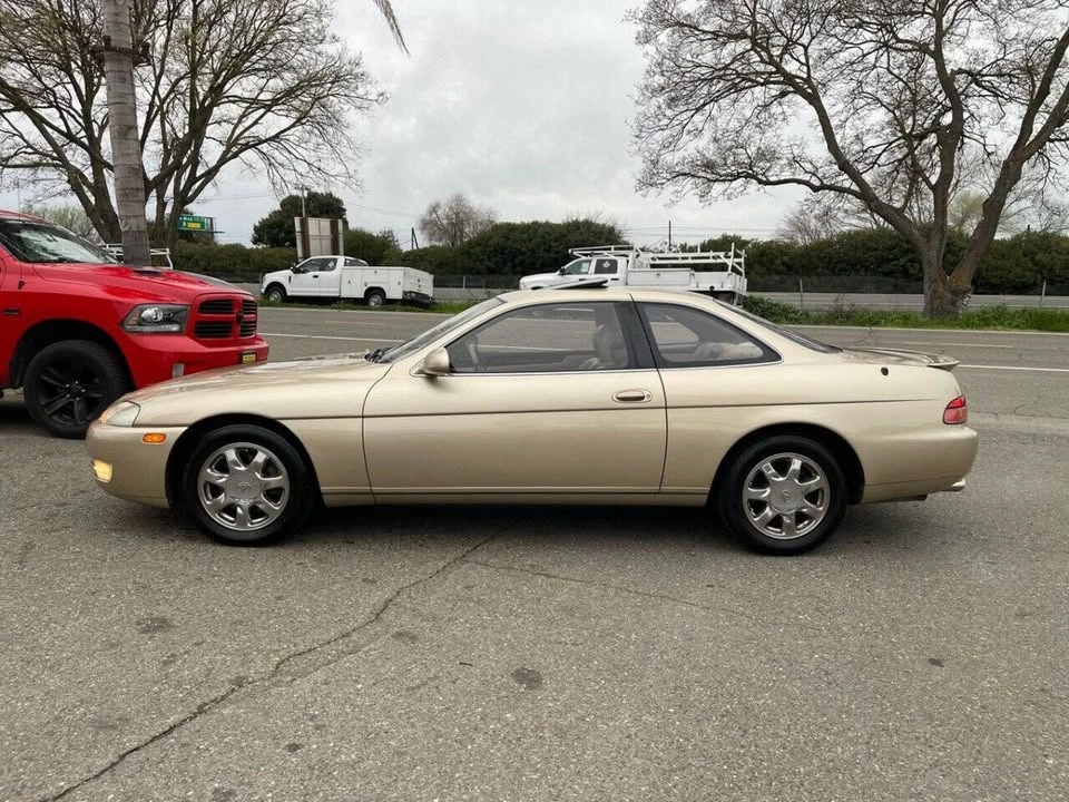 1995 Lexus SC400 - Image 2 of 20
