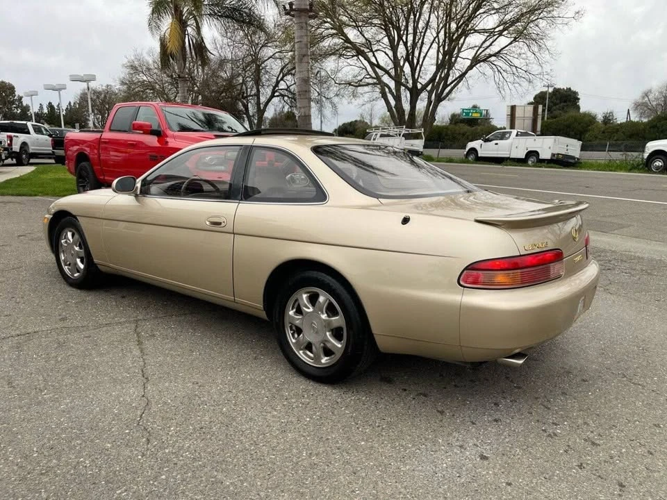 1995 Lexus SC400 - Image 4 of 20