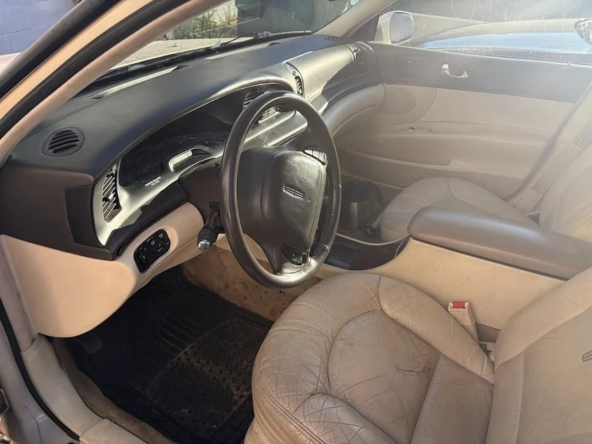 1995 Lincoln Continental 9th Gen - Image 14 of 20