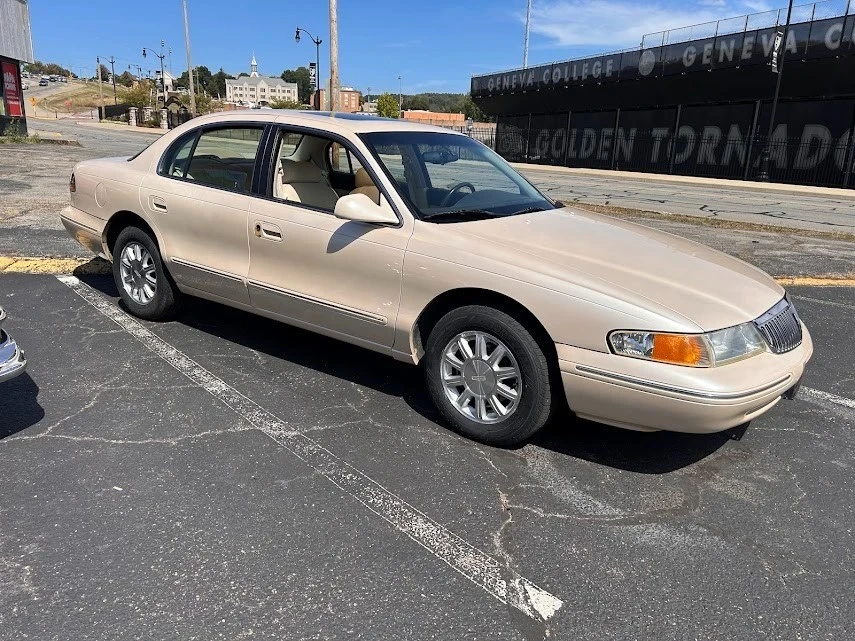 1995 Lincoln Continental 9th Gen - Image 16 of 20