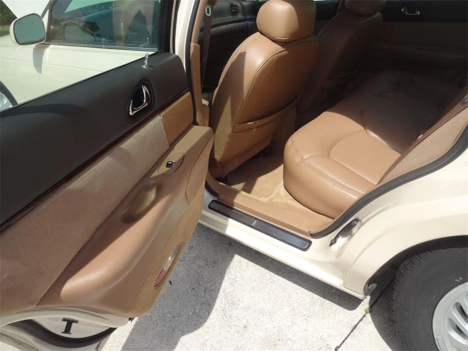 1995 Lincoln Continental 9th Gen - Image 28 of 31