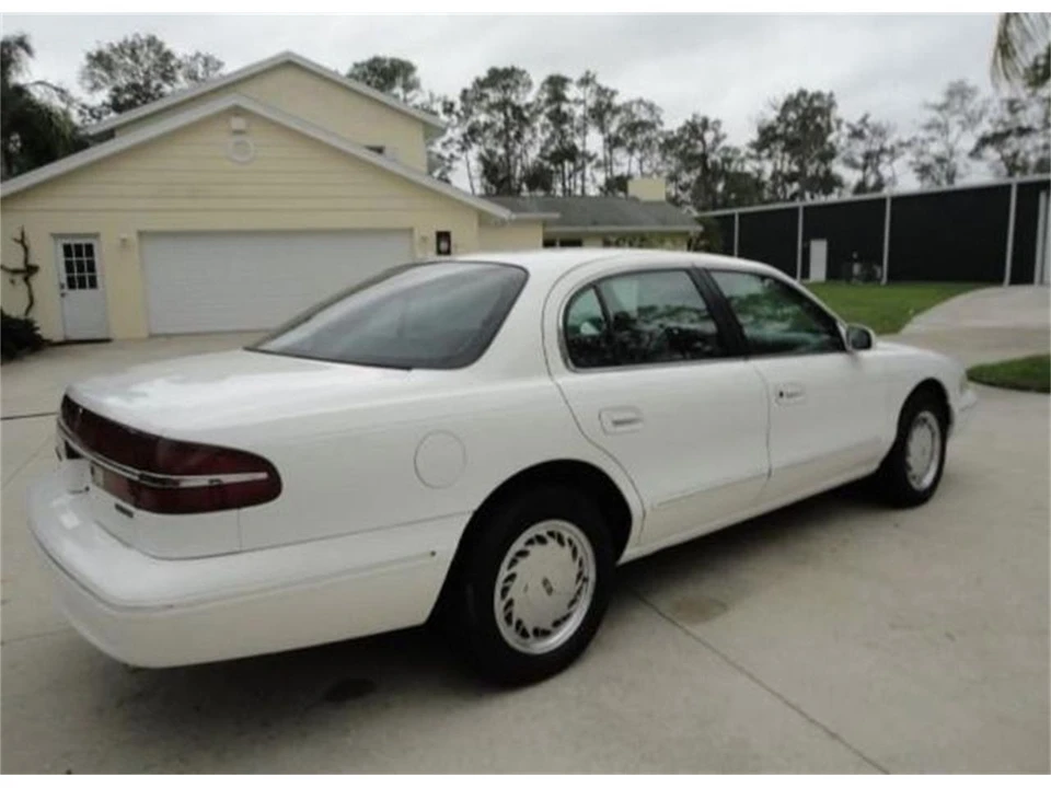 1995 Lincoln Continental 9th Gen - Image 5 of 23