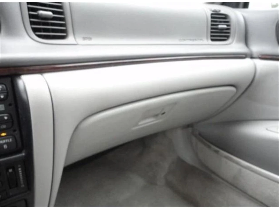 1995 Lincoln Continental 9th Gen - Image 17 of 23