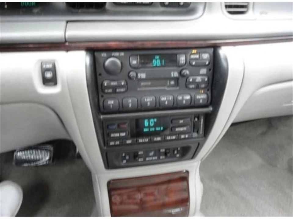 1995 Lincoln Continental 9th Gen - Image 16 of 23