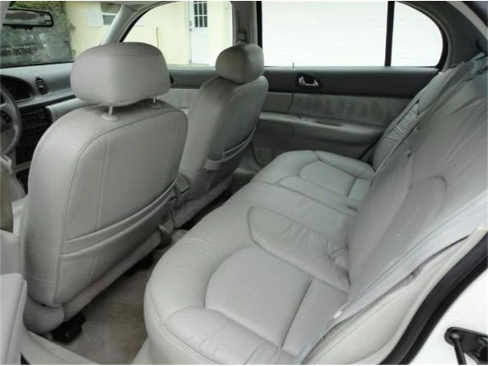 1995 Lincoln Continental 9th Gen - Image 13 of 23