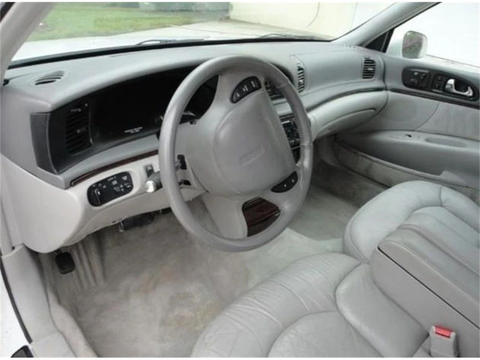 1995 Lincoln Continental 9th Gen - Image 11 of 23