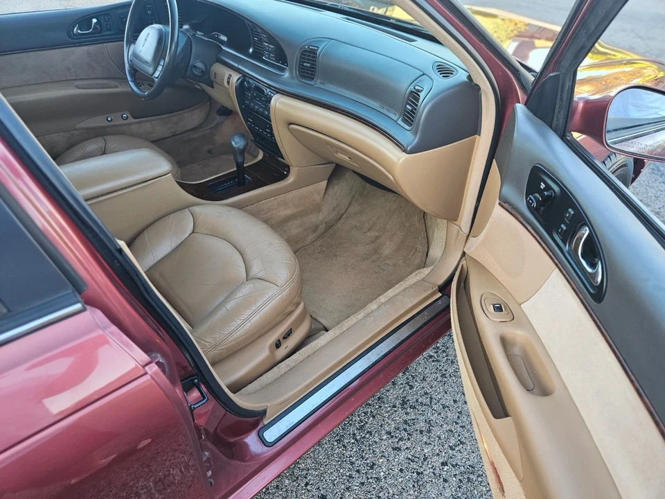 1995 Lincoln Continental 9th Gen - Image 17 of 18
