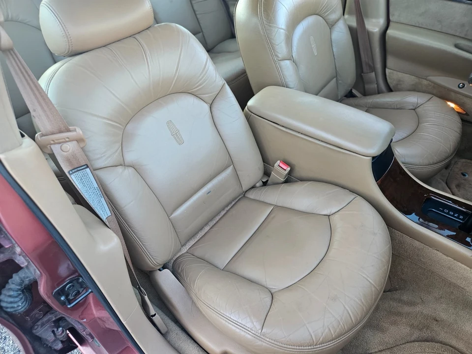 1995 Lincoln Continental 9th Gen - Image 18 of 18