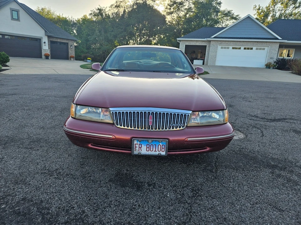 1995 Lincoln Continental 9th Gen - Image 2 of 18