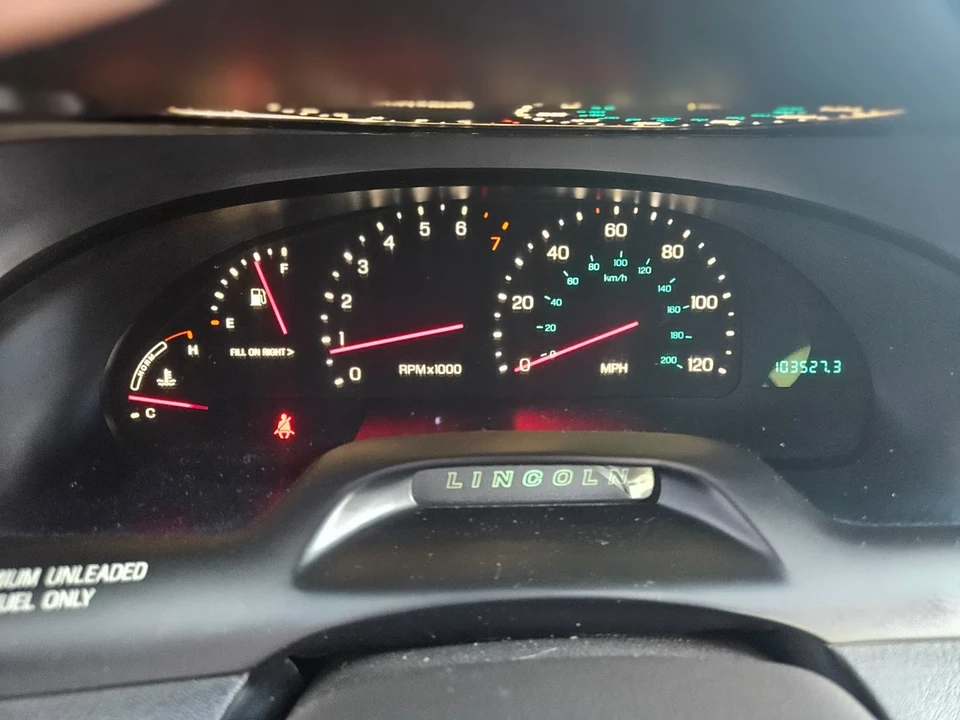 1995 Lincoln Continental 9th Gen - Image 12 of 18