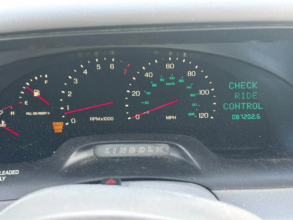 1995 Lincoln Continental 9th Gen - Image 4 of 12