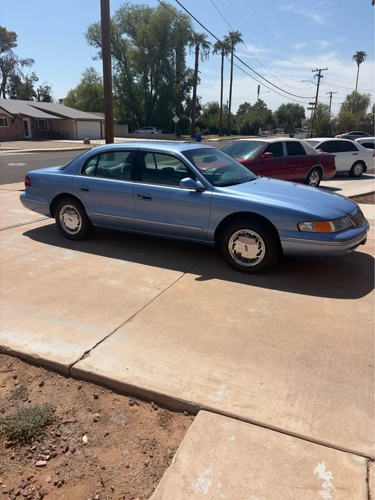 1995 Lincoln Continental 9th Gen - Image 3 of 7
