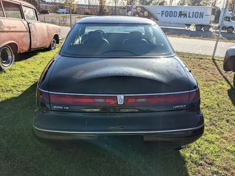 1995 Lincoln Continental Mark VIII - Image 5 of 12