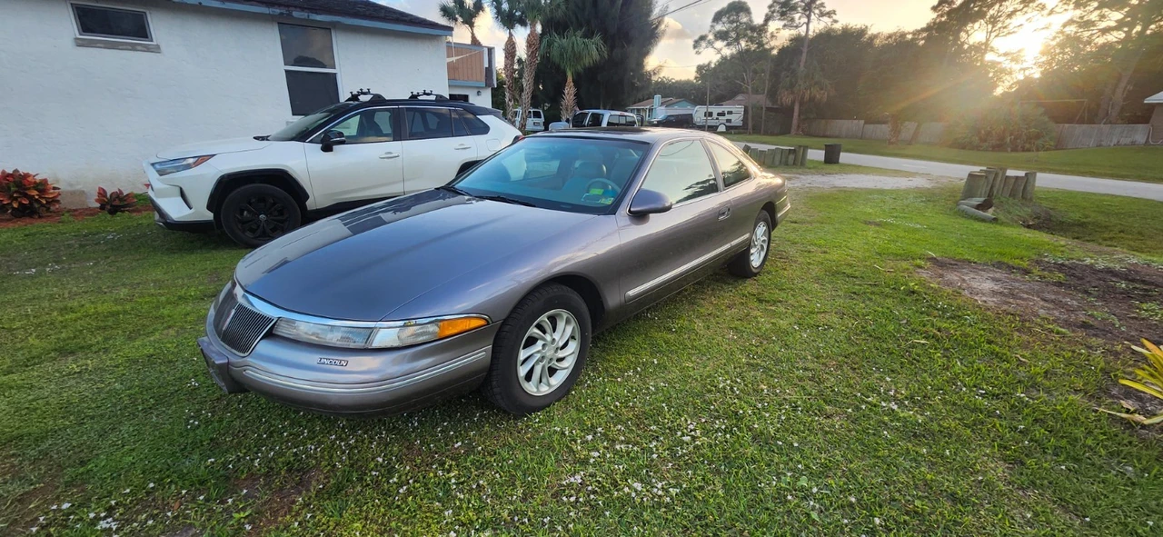 1995 Lincoln Continental Mark VIII - Image 2 of 7