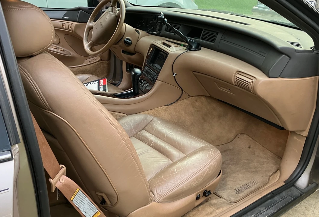 1995 Lincoln Continental Mark VIII - Image 15 of 29
