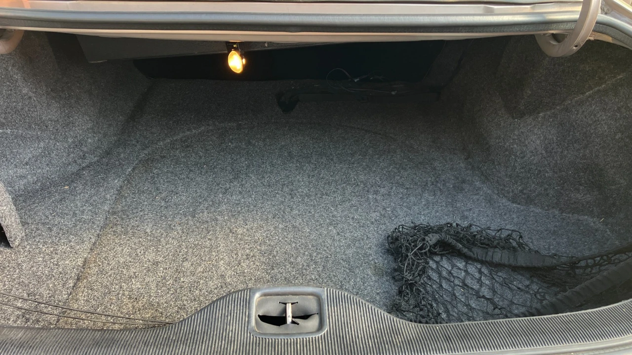 1995 Lincoln Continental Mark VIII - Image 19 of 29