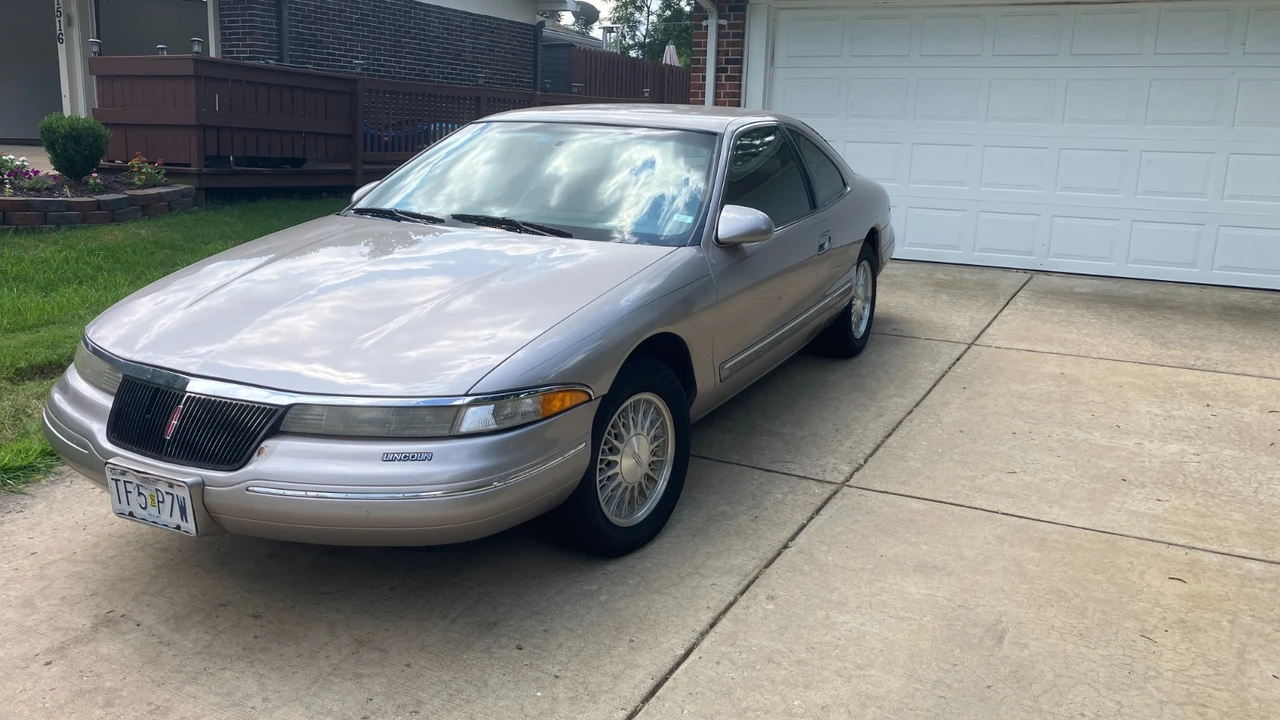 1995 Lincoln Continental Mark VIII - Image 4 of 29