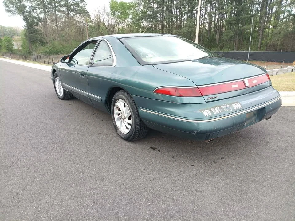 1995 Lincoln Continental Mark VIII - Image 2 of 9