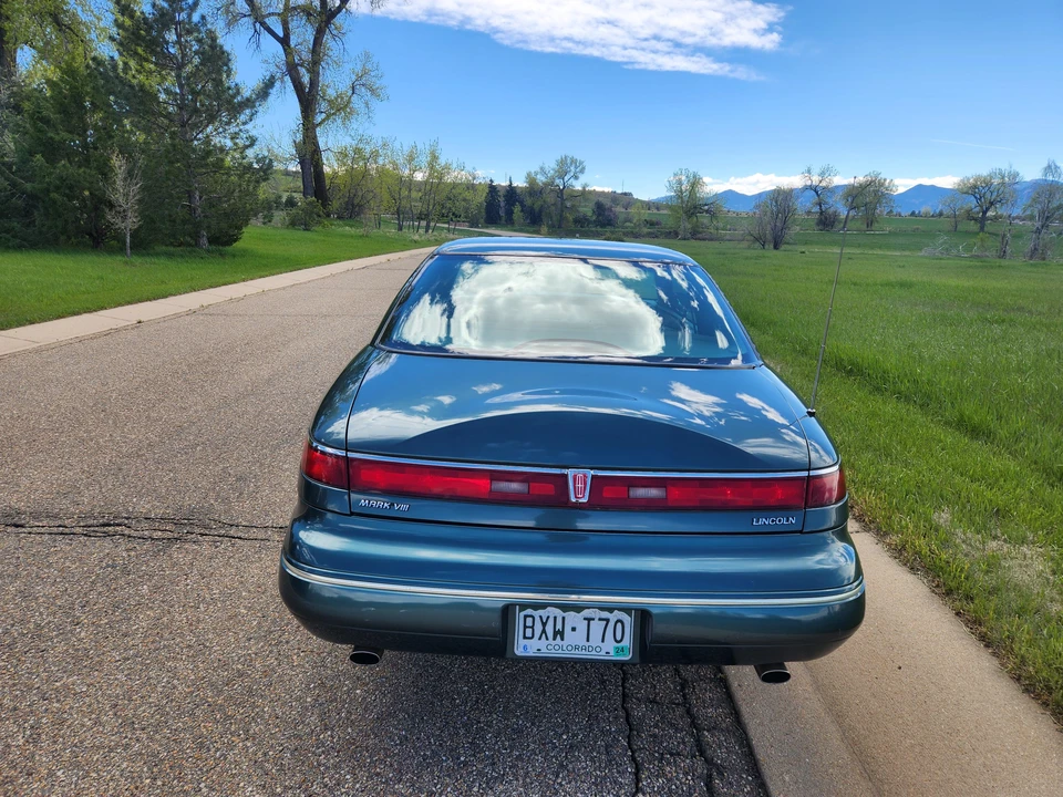 1995 Lincoln Continental Mark VIII - Image 19 of 31