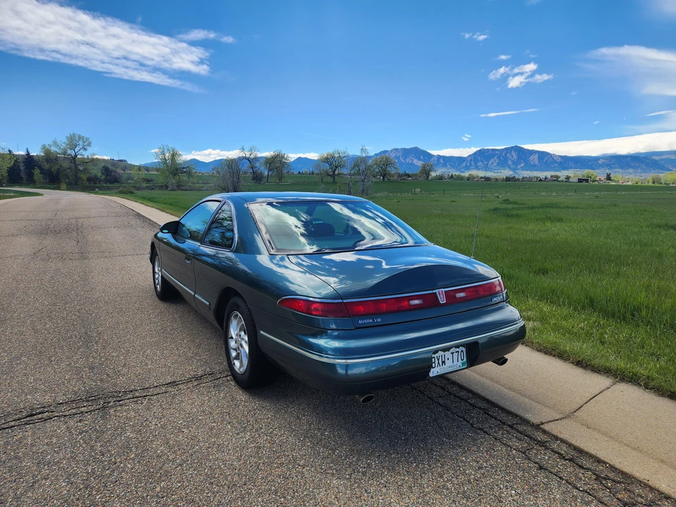 1995 Lincoln Continental Mark VIII - Image 17 of 31