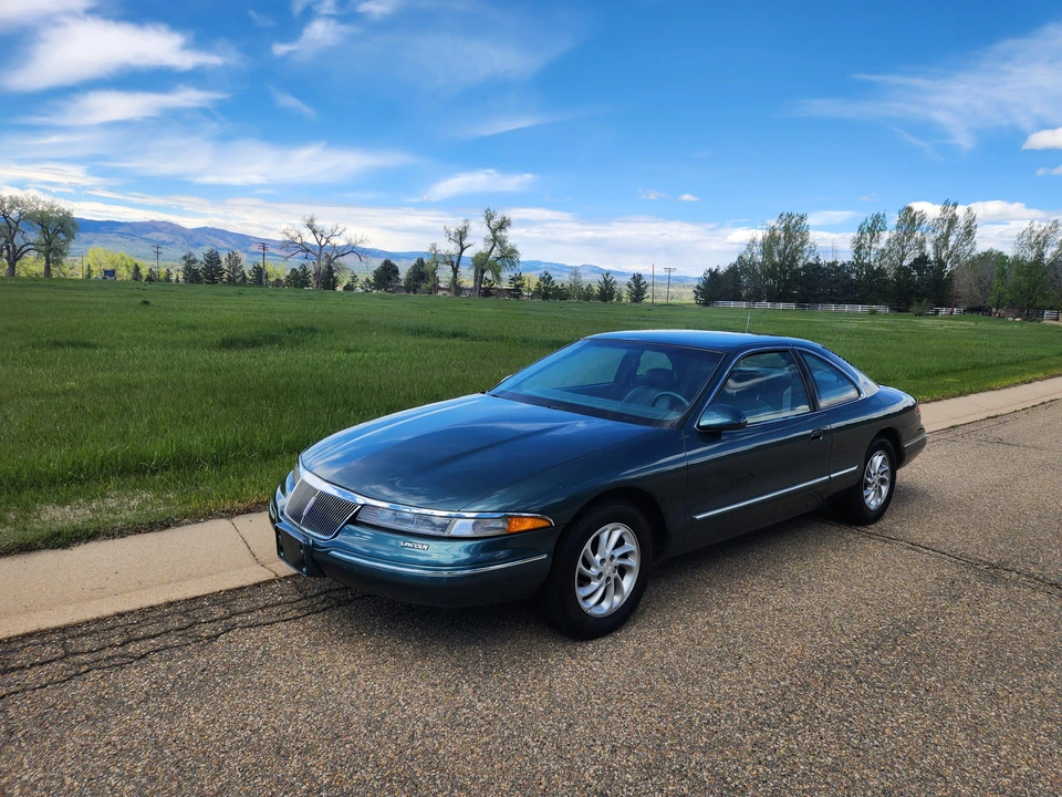 1995 Lincoln Continental Mark VIII - Image 10 of 31