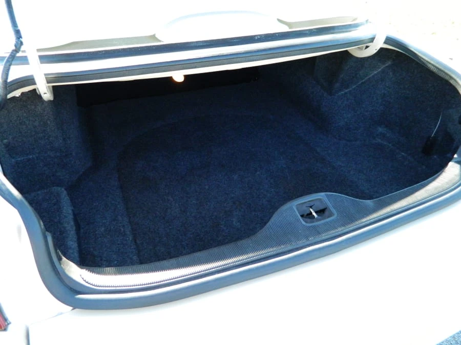1995 Lincoln Continental Mark VIII - Image 6 of 8