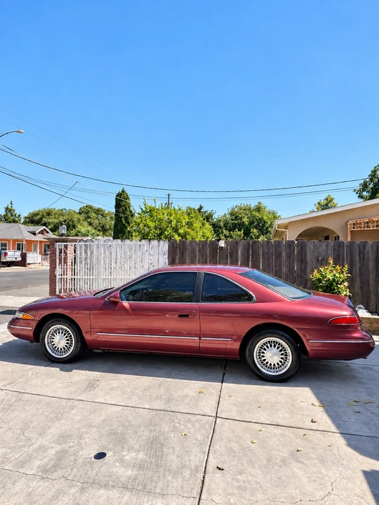 1995 Lincoln Continental Mark VIII - Image 8 of 10
