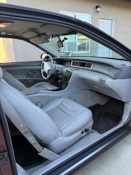 1995 Lincoln Continental Mark VIII - Image 2 of 10