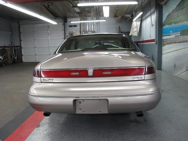 1995 Lincoln Continental Mark VIII - Image 15 of 21
