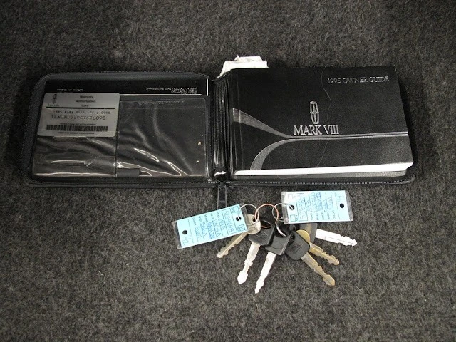 1995 Lincoln Continental Mark VIII - Image 3 of 21