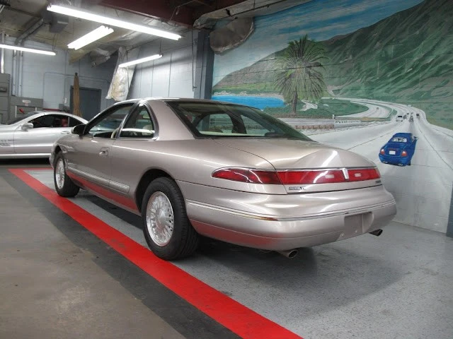1995 Lincoln Continental Mark VIII - Image 17 of 21