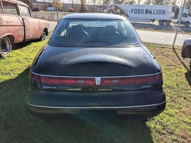 1995 Lincoln Continental Mark VIII - Image 5 of 22