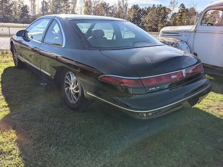 1995 Lincoln Continental Mark VIII - Image 7 of 22