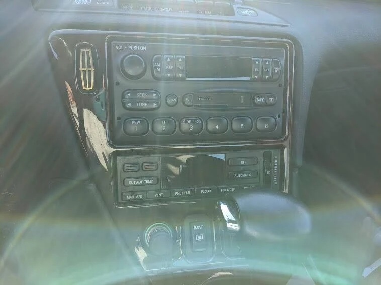 1995 Lincoln Continental Mark VIII - Image 15 of 22